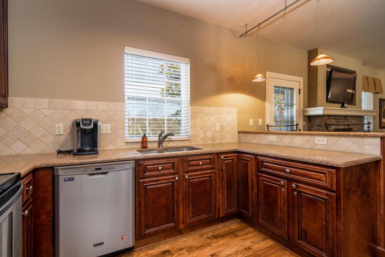 Two Bedroom Villa In The Heart Of Branson! Ngoại thất bức ảnh
